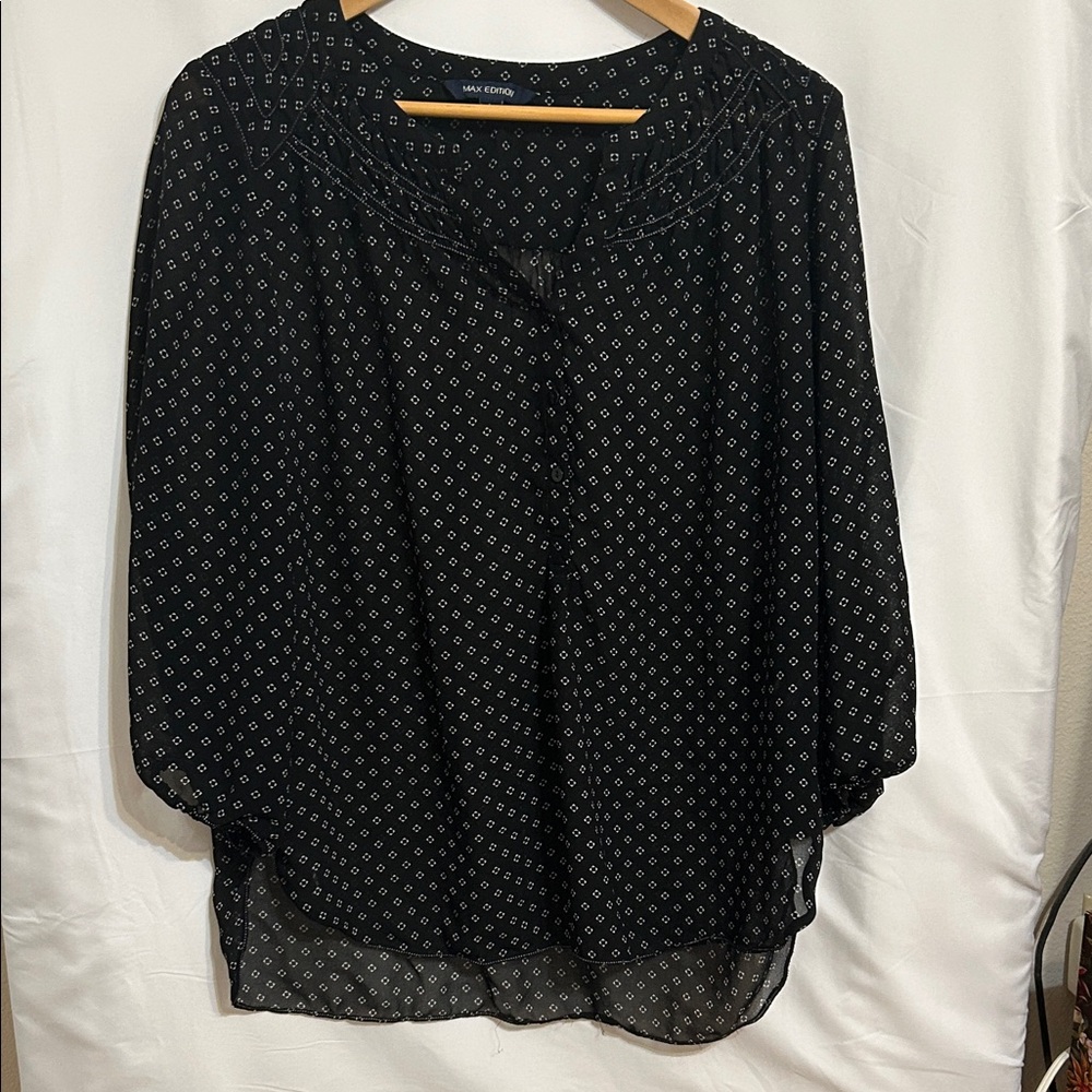 Max Edition Black Blouse with White Geometric Pattern